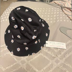 alice + olivia bucket hat